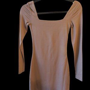 🤎NWT Aritzia Contour Squareneck Longsleeve Mini Dress🤎